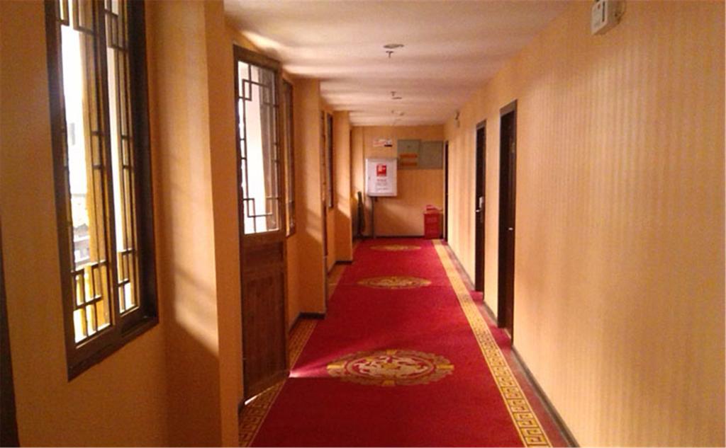 Wudangshan Yinjie Holiday Hotel Tancsangkou Kültér fotó