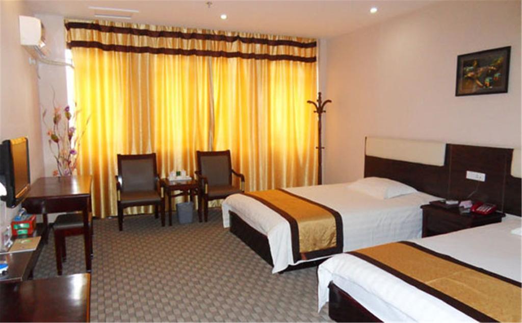Wudangshan Yinjie Holiday Hotel Tancsangkou Szoba fotó